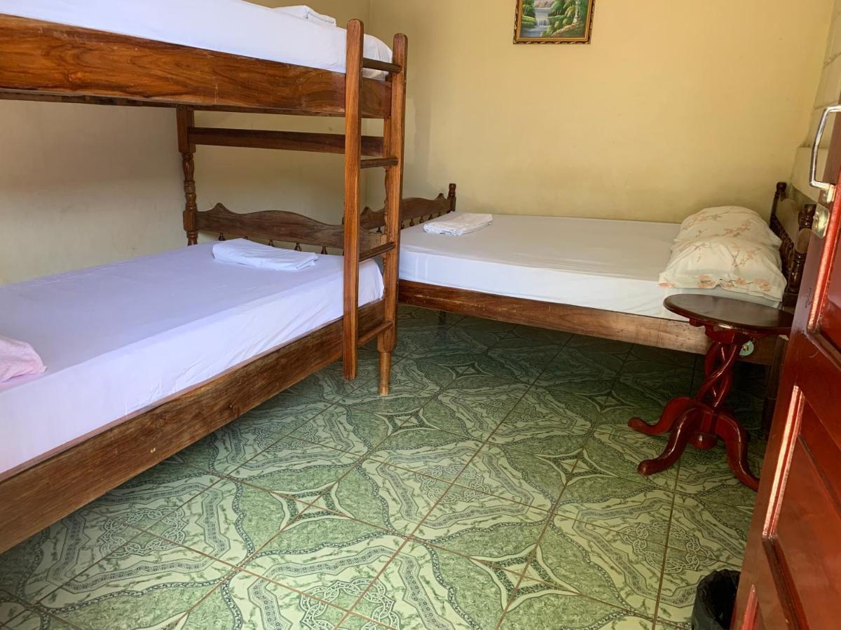 Hostal Los Chamos San Juan del Sur Buitenkant foto