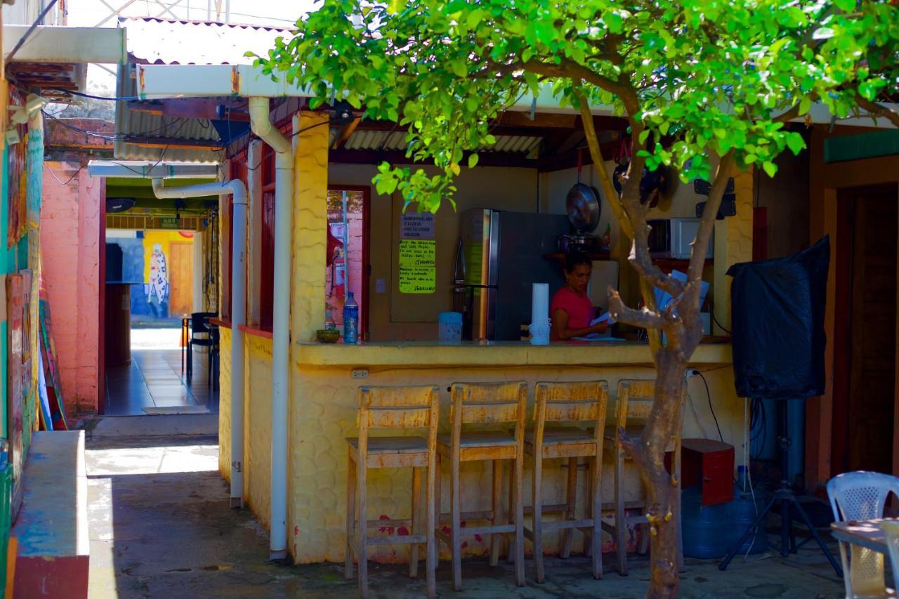 Hostal Los Chamos San Juan del Sur Buitenkant foto